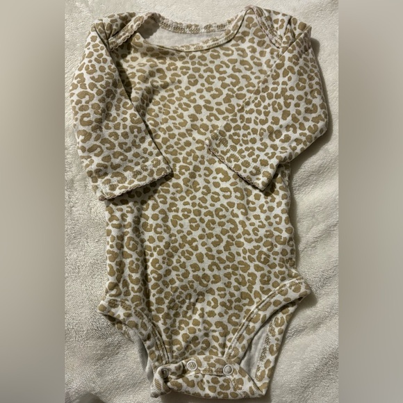 Pink and Leopard Print Baby Onesies 3m - Picture 3 of 5